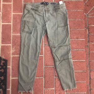 Green Hollister skinny jeans